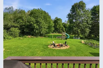137 Ward St, North Brookfield, MA 01535 - Photo 36