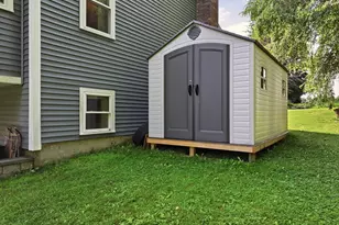 137 Ward St, North Brookfield, MA 01535 - Photo 32