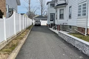 106 Washburn St, Taunton, MA 02780 - Photo 8
