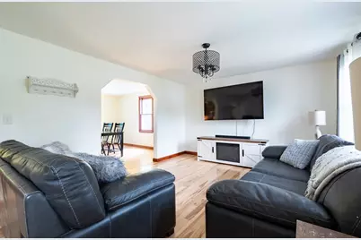 15 Thatcher Sq, Brockton, MA 02302 - Photo 4