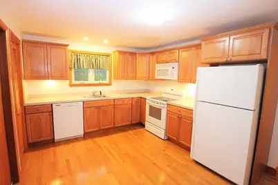 52 Westminster Ave #52, Watertown, MA 02472 - Photo 2