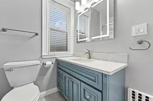 40 County St, Peabody, MA 01960 - Photo 12
