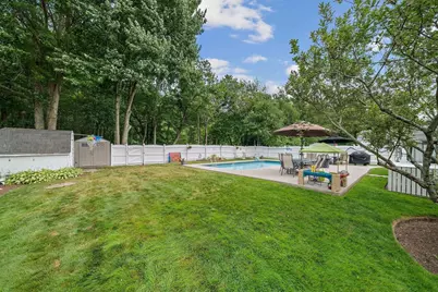 35 Arnold St, Holbrook, MA 02343 - Photo 18