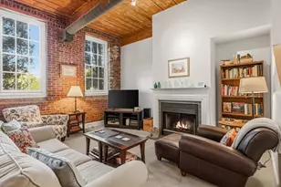 48 Kent St, Newburyport, MA 01950 - Photo 4