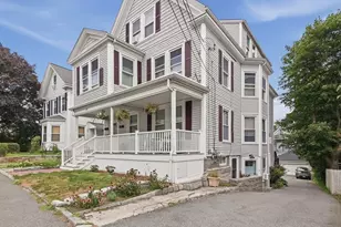 25 Elm St, Gloucester, MA 01930 - Photo 4