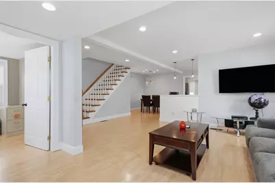 112 Stoughton St, Quincy, MA 02169 - Photo 12