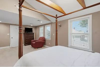 112 Stoughton St, Quincy, MA 02169 - Photo 20