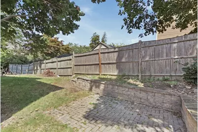 112 Stoughton St, Quincy, MA 02169 - Photo 38