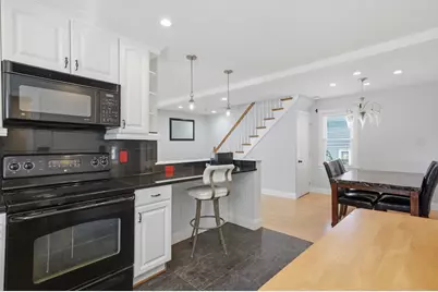 112 Stoughton St, Quincy, MA 02169 - Photo 4