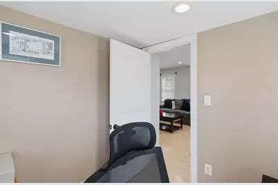 112 Stoughton St, Quincy, MA 02169 - Photo 16