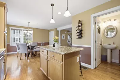 1975 Middlesex St #19, Lowell, MA 01851 - Photo 8