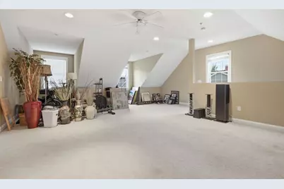 1975 Middlesex St #19, Lowell, MA 01851 - Photo 32