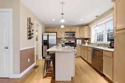 1975 Middlesex St #19, Lowell, MA 01851 - Photo 10