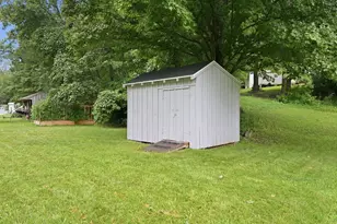 59 Willow Ln, Wales, MA 01081 - Photo 34