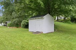 59 Willow Ln, Wales, MA 01081 - Photo 34