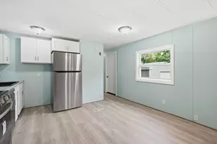 59 Willow Ln, Wales, MA 01081 - Photo 8