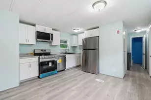 59 Willow Ln, Wales, MA 01081 - Photo 4