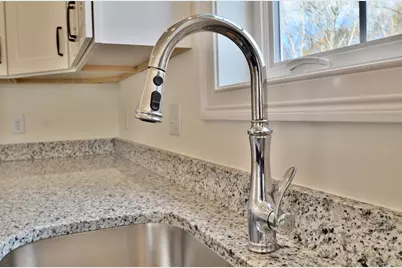 20B Crownshield #20B, Uxbridge, MA 01569 - Photo 12