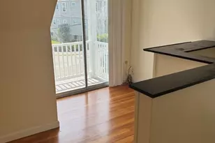 28 Early Ave, Medford, MA 02155 - Photo 2