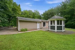 15 Pine Ridge Rd, Montgomery, MA 01085 - Photo 6