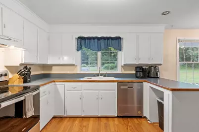 3816 Chestnut Hill Ave, Athol, MA 01331 - Photo 12