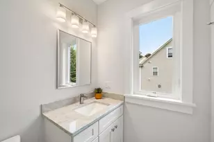 9 Downer Ct, Boston, MA 02122 - Photo 28