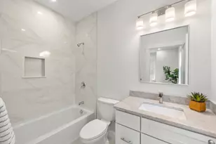 9 Downer Ct, Boston, MA 02122 - Photo 26