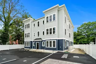 9 Downer Ct, Boston, MA 02122 - Photo 34