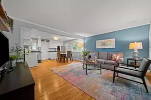 134 Marshall Ave, Lowell, MA 01851 - Photo 8