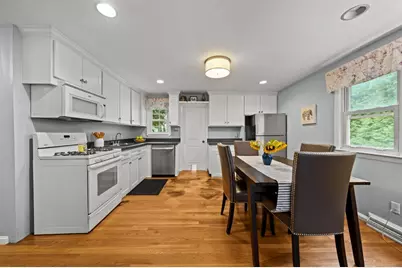 134 Marshall Ave, Lowell, MA 01851 - Photo 4