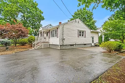 134 Marshall Ave, Lowell, MA 01851 - Photo 24