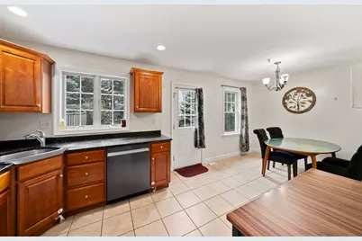 200 Justin Dr #4, Weymouth, MA 02188 - Photo 10