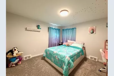 47 Starr Rd, Bridgewater, MA 02324 - Photo 12