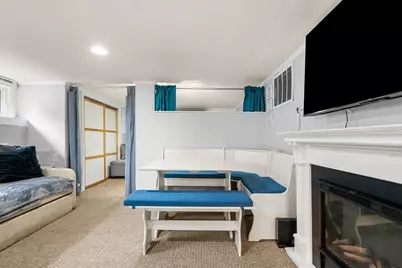 8 Franklin St #19, Marblehead, MA 01945 - Photo 8