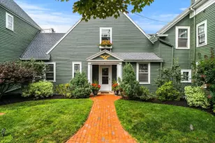 8 Franklin St, Marblehead, MA 01945 - Photo 1