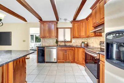 3 Macone Cir, Stoneham, MA 02180 - Photo 12