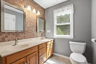 27 Judy Ln, East Longmeadow, MA 01028 - Photo 22