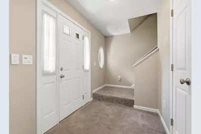 27 Judy Ln, East Longmeadow, MA 01028 - Photo 4