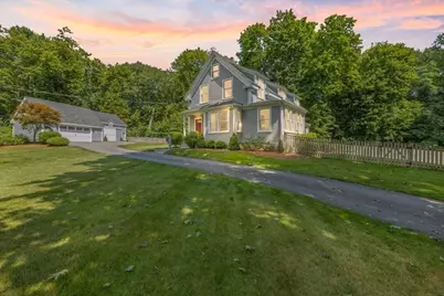 104 High St, Topsfield, MA 01983 - Photo 1