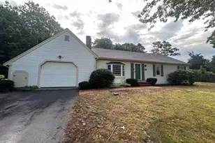 46 4 Seasons Dr, Yarmouth, MA 02664 - Photo 2