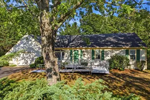 46 4 Seasons Dr, Yarmouth, MA 02664 - Photo 2