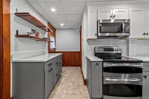 9 Warren St, Norwood, MA 02062 - Photo 22