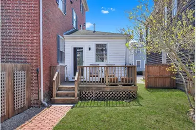 54-56 Lime St, Newburyport, MA 01950 - Photo 32
