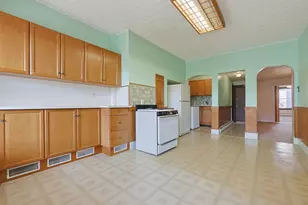 233 Saratoga St, Boston, MA 02128 - Photo 4