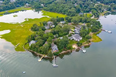16 Stanwood Pt, Gloucester, MA 01930 - Photo 2