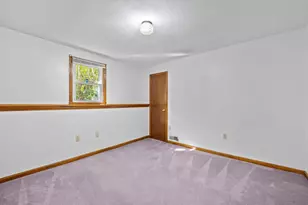 129 Forest St, Franklin, MA 02038 - Photo 14