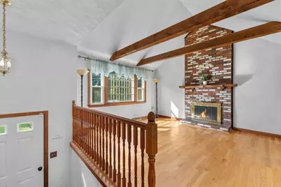 129 Forest St, Franklin, MA 02038 - Photo 4