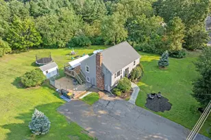 129 Forest St, Franklin, MA 02038 - Photo 24