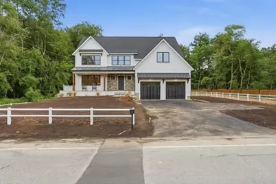 158 Lake St, Wilmington, MA 01887 - Photo 2