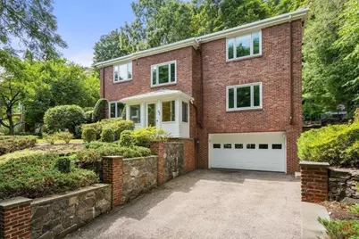 52 Clinton Road, Brookline, MA 02445 - Photo 2